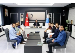 Yeni Göreve Başlayan Akademisyenlerden Rektör Karacoşkun’a Ziyaret
