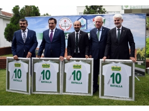 Bursa’ya Yeni Yapılacak Olan Spor Lisesi Projesinde İmzalar Atıldı