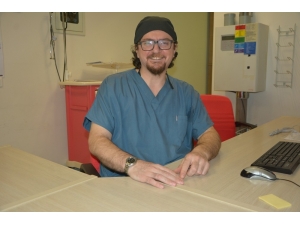 Göğsünden 3 Kilogramlık Kitle Çıkarıldı