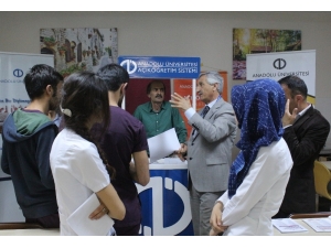 Van’daki Sağlık Çalışanlarına ‘İkinci Üniversite’ İmkanları Anlatıldı