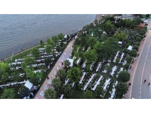 Başiskele’de 5 Bin Kişi İftar Yemeğinde Buluştu