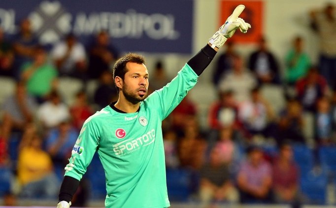 Galatasaray'a Yeni Yedek Kaleci Transferi!
