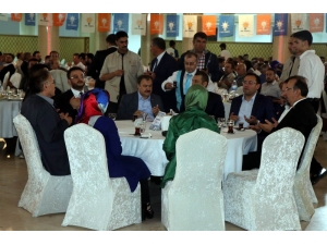 Bakan Eroğlu, Nevşehir’de Partisinin ’Vefa İftarı’na Katıldı