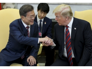 Abd Başkanı Trump, Kuzey Kore Zirvesinin Ertelenebileceğini Açıkladı