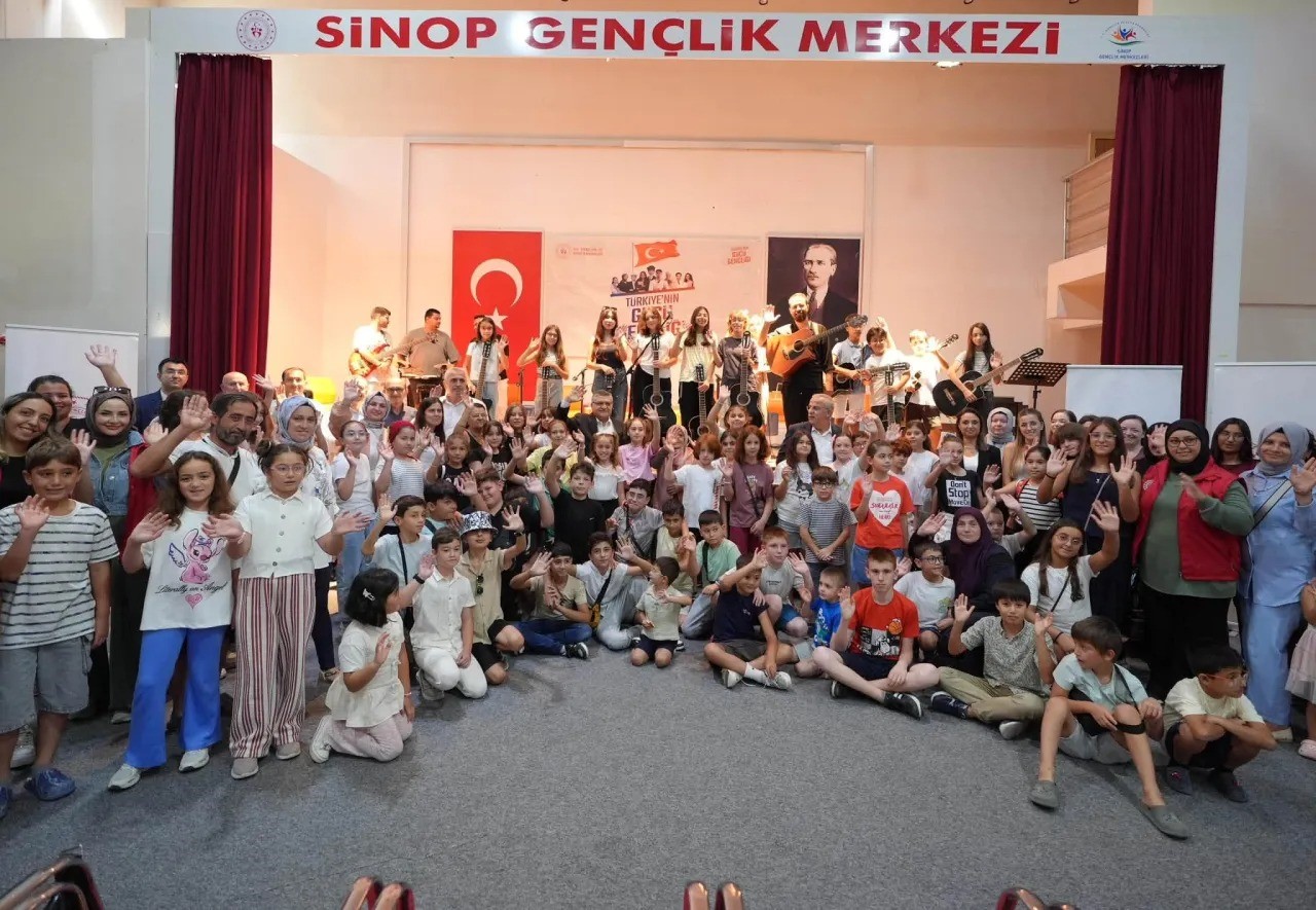 sinop-ta-782-genc-9-hafta-boyunca-yeteneklerini-kesfetti