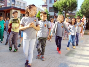 Derse Spor Yaparak Başlıyorlar