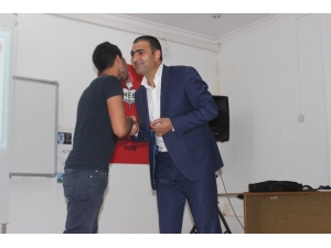 Devamsızlık Yapmayan Öğrencilere Çeyrek Altın