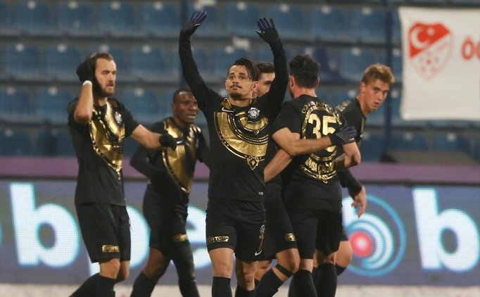 Osmanlıspor'da Sezonun En Iyisi Milli Yıldız Oldu