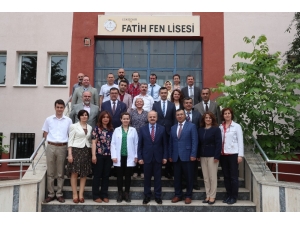Vali Çakacak, Fatih Fen Lisesi’ni Ziyaret Etti