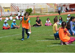 “Geleneksel Çocuk Oyunları Şenlikleri” Coşkuyla Gerçekleştirildi