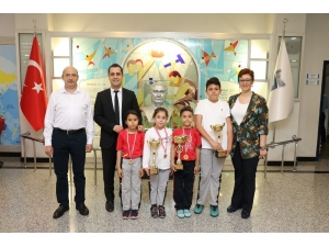 Sanko Okullarından Satrançta Bir Birincilik Daha