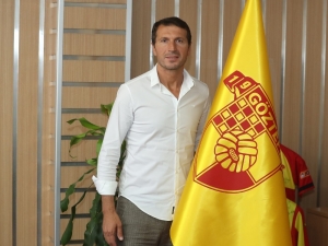 Göztepe, Bayram Bektaş’ı Açıkladı