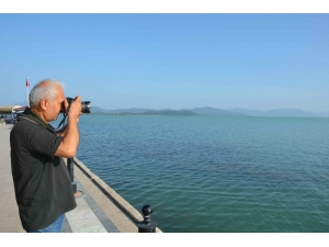 Köyceğiz Gölü Turkuaz Rengiyle Büyülüyor