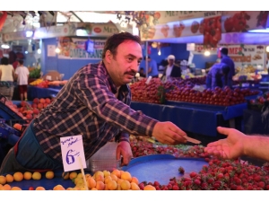 Pazarlarda Ramazan Bereketi
