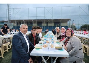 Üç Bin Kişi Aynı Sofrada Buluştu