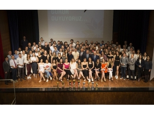 Sporda Gururlandıran Öğrencilere Ödül