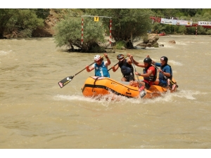 Türkiye Rafting Şampiyonası Tunceli’de Başladı