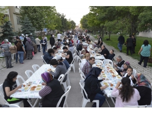 İftar Sofrası Şarhöyük’de Kuruldu