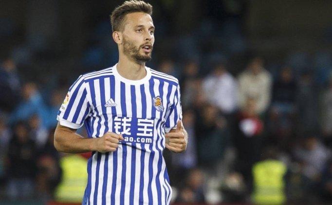 Beşiktaş'ın Gözdesi Resmen Ayrıldı!