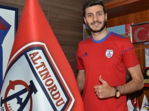 Sinan Osmanoğlu Yuvaya Döndü