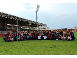 Van Büyükşehir Belediyesinden Sporcuya Destek