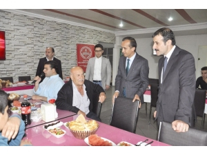 Öksüz Ve Yetim Öğrencilere İftar Yemeği