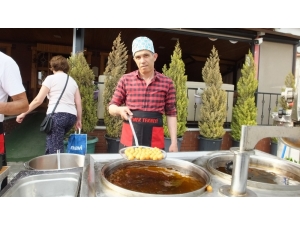 Burhaniyeli Fırıncının Ucuz Pide Kampanyası Vatandaşı Sevindirdi