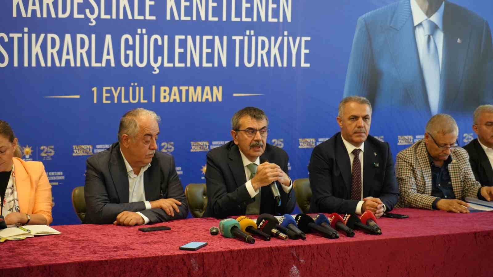 bakan-tekin-devlet-bahceli-cok-devrimci-bir-konusma-yapti