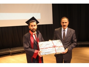 Fü Mühendislik Fakültesinde Mezuniyet Töreni