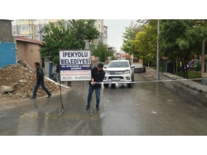 İpekyolu’nda Yol Hamlesi Devam Ediyor