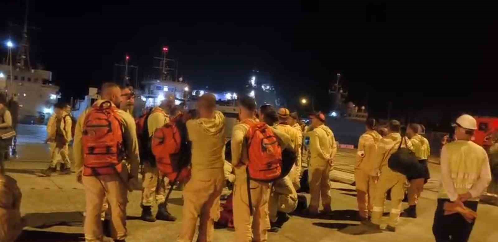 marmaris-te-arazozler-cikarma-gemileriyle-bolgeye-gidiyor