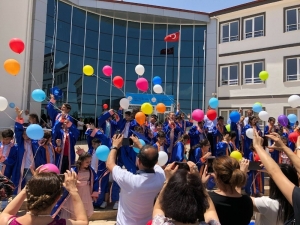 İbrahim Yücel’de Mezuniyet Coşkusu