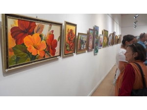 Ayküsad Yılsonu Resim Sergisi Açtı