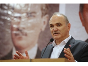 Bakan Özlü’den Muharrem İnce’ye Yerli Otomobil Eleştirisi