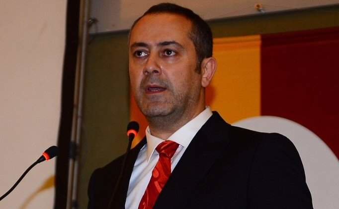 Galatasaray'da Dikkat Çeken Isim!