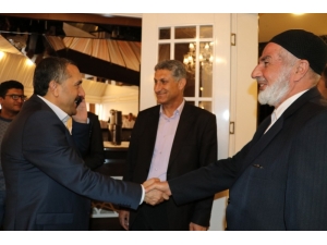 Arvas Ailesi İftarda Bir Araya Geldi