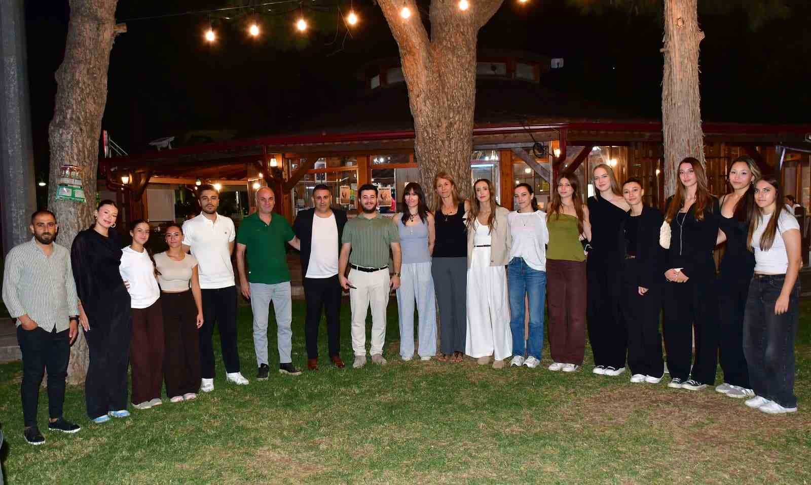 yunusemre-belediyespor-un-sultanlari-ust-siralari-hedefliyor