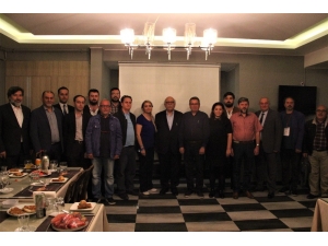 Nabi Avcı Gazetecilere İftarda Buluştu