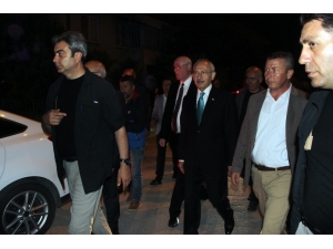 Chp Lideri Kılıçdaroğlu’ndan Ev Ve Kıraathane Ziyareti