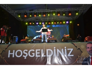 İbrahim Sadri Ünyelileri Mest Etti