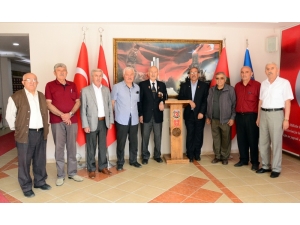 Türkiye Muharip Gaziler Derneği Başkanı Emekli Hakim Kıdemli Albay Ali Cesuroğlu;