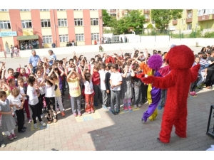 ‘Eski Kitaplar Okumayanlar İçin Yenidir’