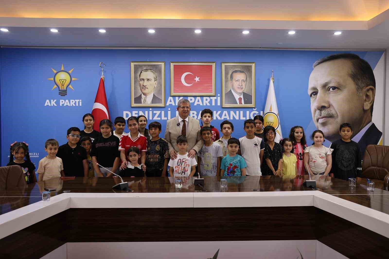 cocuklar-bayram-coskusunu-ak-parti-denizli-il-baskanliginda-yasadi