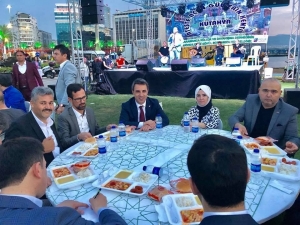 Kütahyalılar İzmir İftarında Buluştu