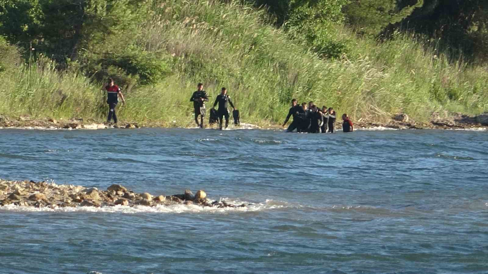 canakkale-de-denizde-kaybolan-14-yasindaki-kizin-cansiz-bedenine-ulasildi