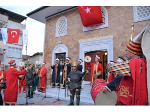 Narlı Camisine Mehterli Açılış