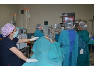 Alanya’da Lazerle Mide Tümörü Ameliyatına Başlandı