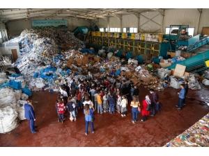 Öğrencilere Önce Möp Tesis Gezisi, Sonra Sinema Keyfi