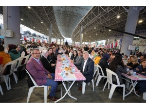 Başkan Karaosmanoğlu, “Bir Olacağız, Diri Olacağız Ve Kardeş Olacağız”