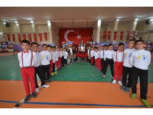 Sarıkamış’ta “Okumak Yaşamaktır” Projesi Sona Erdi